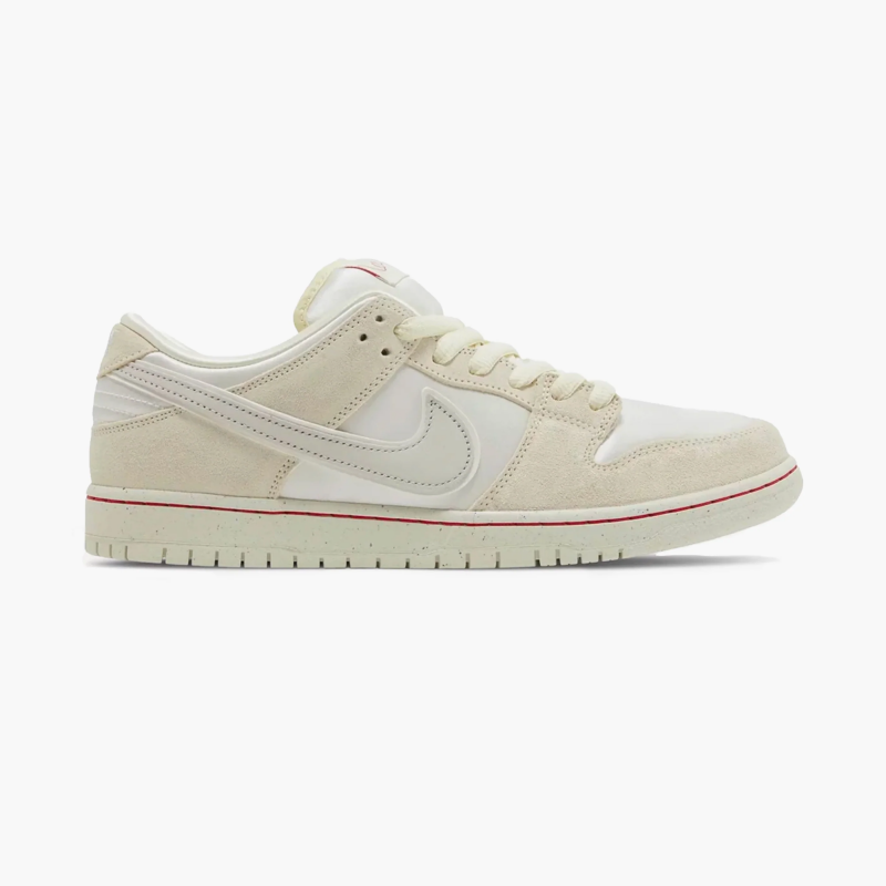 Nike Dunk Low Beige & White